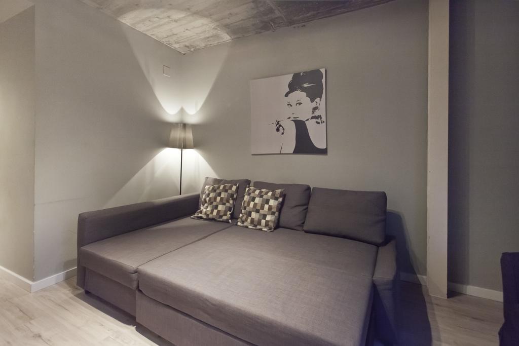 Borne Lofts Apartment Барселона Екстериор снимка