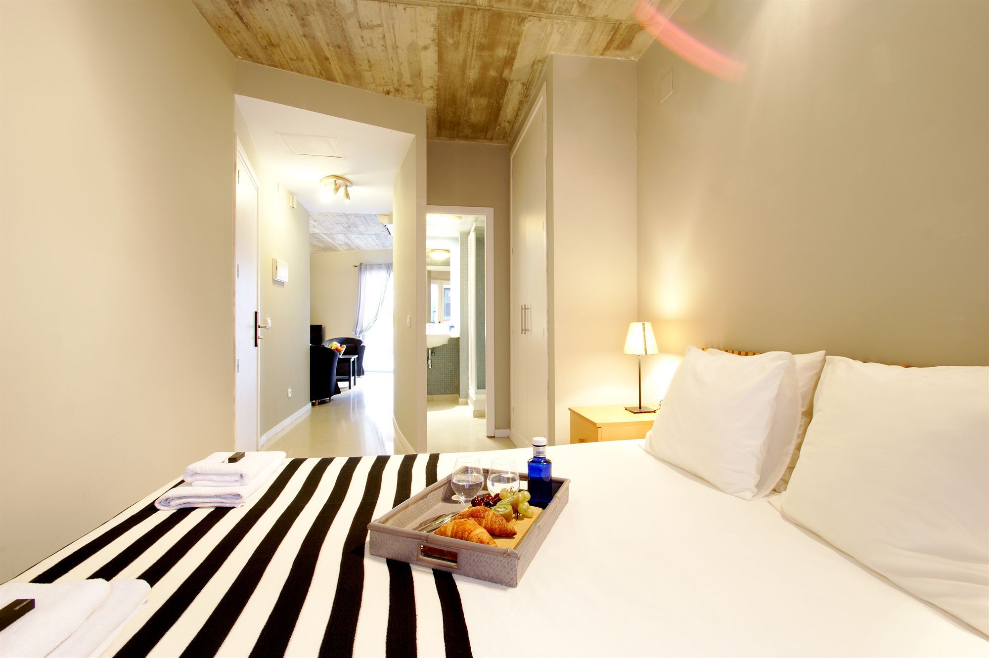 Borne Lofts Apartment Барселона Екстериор снимка